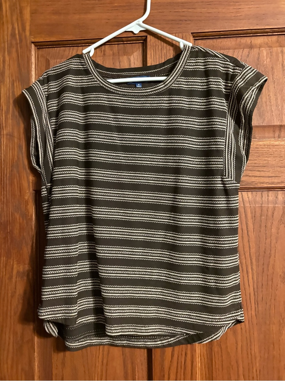 Democracy Women’s Brown and Cream Striped Cap Sleeve Tee